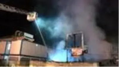 Son dakika haberi | Sancaktepe'de 1 kişinin yaralandığı yangında kundaklama şüphesi Son dakika haberi | Sancaktepe'de 1 kişinin yaralandığı yangında kundaklama şüphesi