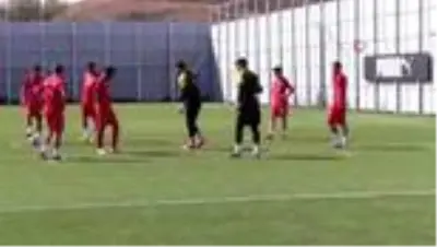 Sivasspor'da Kayserispor maçı hazırlıkları sürüyor Sivasspor'da Kayserispor maçı hazırlıkları sürüyor
