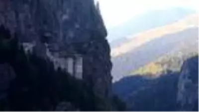 Sümela Manastırı iki ayda 107 bini aşkın ziyaretçiyi ağırladı Sümela Manastırı iki ayda 107 bini aşkın ziyaretçiyi ağırladı