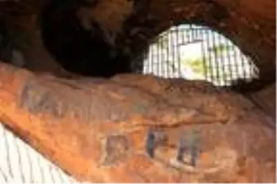 Tarihi mağara defineciler tarafından tahrip edildi Tarihi mağara defineciler tarafından tahrip edildi