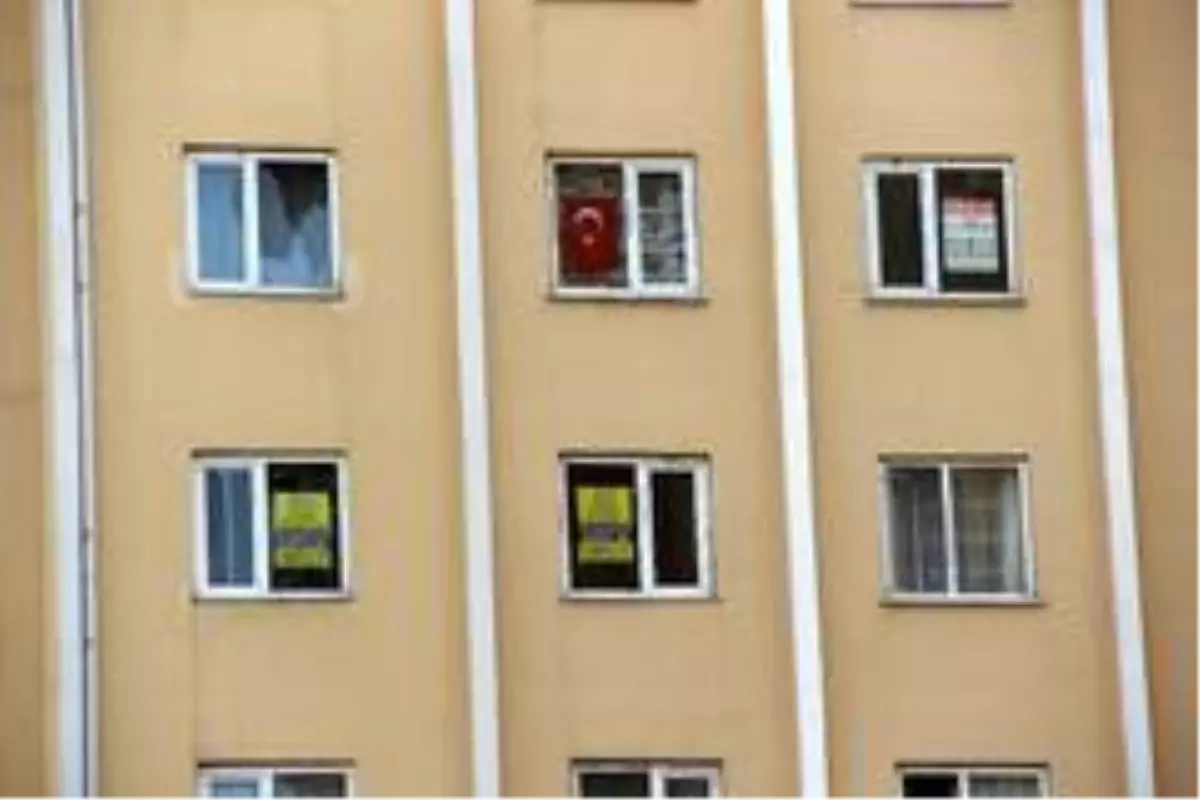 Üniversiteler uzaktan eğitime geçince kiralık daireler boş kaldı