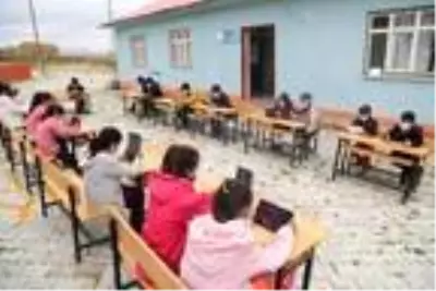 Van kırsalındaki öğrenciler için 'gezici internet' imkanı sağlandı