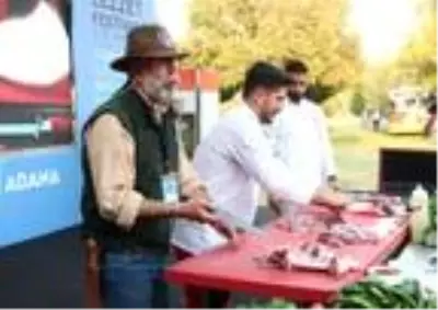 Adana Uluslararası Lezzet Festivali'nin 'mangal ateşi' yandı Adana Uluslararası Lezzet Festivali'nin 'mangal ateşi' yandı