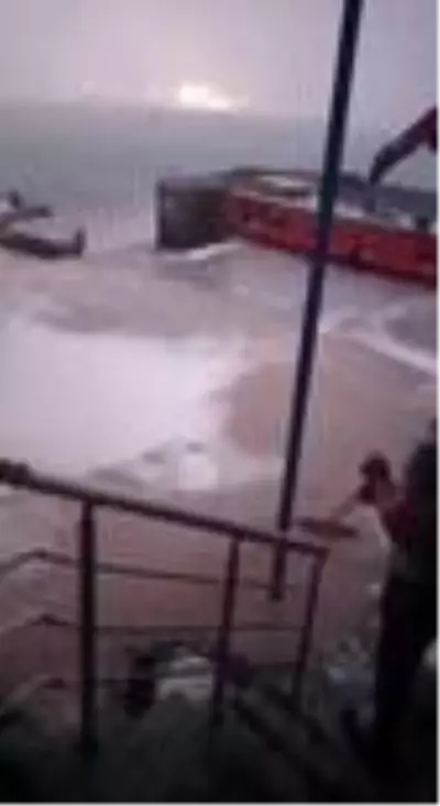 Son dakika haberleri! Aniden gökyüzü karardı, başlayan dolu ile yerler beyaza büründü Son dakika haberleri! Aniden gökyüzü karardı, başlayan dolu ile yerler beyaza büründü