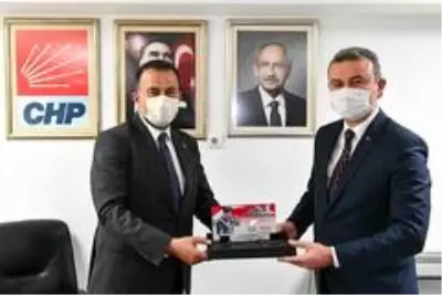 Ankara Kent Konseyi'nden Başkan Yavaş ve Belediye Meclis Grup Başkanvekillerine ziyaret Ankara Kent Konseyi'nden Başkan Yavaş ve Belediye Meclis Grup Başkanvekillerine ziyaret