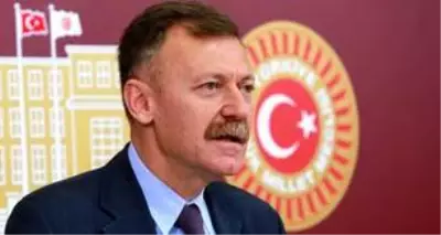 Aytuğ Atıcı kimdir? Nereli, kaç yaşında, mesleği ne? Aytuğ Atıcı hayatı, eserleri ve hakkında bilgiler Aytuğ Atıcı kimdir? Nereli, kaç yaşında, mesleği ne? Aytuğ Atıcı hayatı, eserleri ve hakkında bilgiler