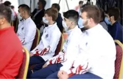 Bakan Kasapoğlu: 'Ankara'mız sporun da başkenti olacak' Bakan Kasapoğlu: 'Ankara'mız sporun da başkenti olacak'