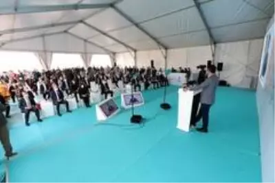 - Gaziosmanpaşa'da 926 konutluk kentsel dönüşümün temeli atıldı - Gaziosmanpaşa'da 926 konutluk kentsel dönüşümün temeli atıldı
