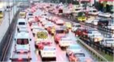 İstanbul'da trafik yoğunluğu yüzde 85' ulaştı