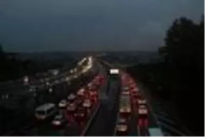 İstanbul'da trafik yoğunluğu yüzde 85' ulaştı