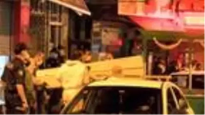 PENDİK'TE KAFEDE SİLAHLI SALDIRI: 1 ÖLÜ, 3 YARALI PENDİK'TE KAFEDE SİLAHLI SALDIRI: 1 ÖLÜ, 3 YARALI