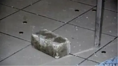 Saniyeler içinde marketi soydular Saniyeler içinde marketi soydular