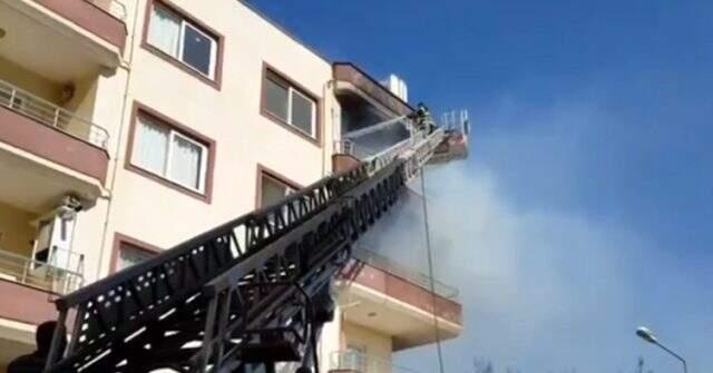 Son Dakika! Hatay'da çıkan yangın yerleşim yerlerine sıçradı