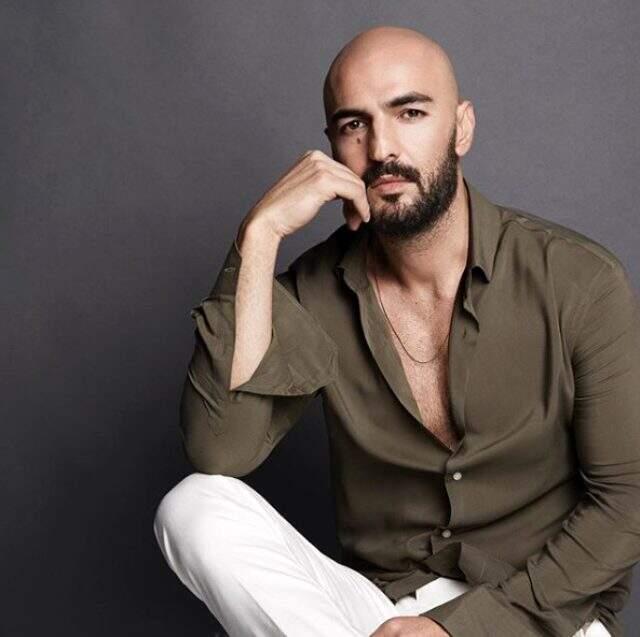 Soner Sarıkabadayı kimdir? Soner Sarıkabadayı nereli, kaç yaşında? Soner Sarıkabadayı şarkıları Soner Sarıkabadayı kimdir? Soner Sarıkabadayı nereli, kaç yaşında? Soner Sarıkabadayı şarkıları