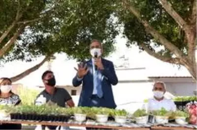 Tarsus'ta ücretsiz fide dağıtımı Tarsus'ta ücretsiz fide dağıtımı