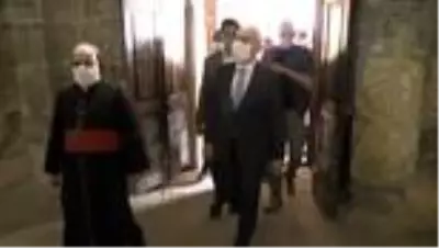 Ulaştırma ve Altyapı Bakanı Karaismailoğlu, tarihi mekanları ziyaret etti (2)