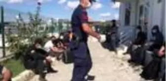 Somali: Son dakika haberi... Yurt dışına geçmeye çalışanları taşıyan tekneye operasyon (3) Somali: Son dakika haberi... Yurt dışına geçmeye çalışanları taşıyan tekneye operasyon (3)