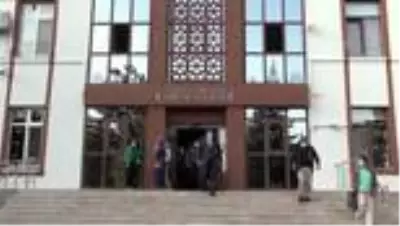 7 yükseköğrenim diplomalı vali, 8'inci mezuniyetine hazırlanıyor 7 yükseköğrenim diplomalı vali, 8'inci mezuniyetine hazırlanıyor