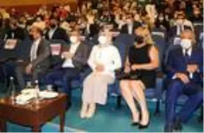 Ahmet Davutoğlu, partisinin Mersin İl Kongresi'ne katıldı Ahmet Davutoğlu, partisinin Mersin İl Kongresi'ne katıldı