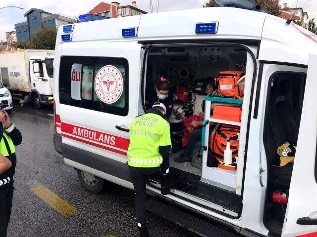 Ankara'da belediye otobüsü üst geçit asansörüne çarptı! Çok sayıda yaralı var