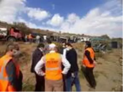 Ankara'da iki tren kafa kafayı çarpıştı: 2 ölü, 2 yaralı (2)- Yeniden Ankara'da iki tren kafa kafayı çarpıştı: 2 ölü, 2 yaralı (2)- Yeniden