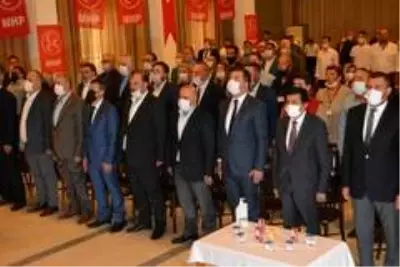 Ayvalık MHP'de Mehmet Sıray güven tazeledi