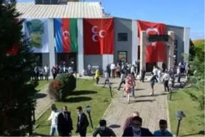 Ayvalık MHP'de Mehmet Sıray güven tazeledi