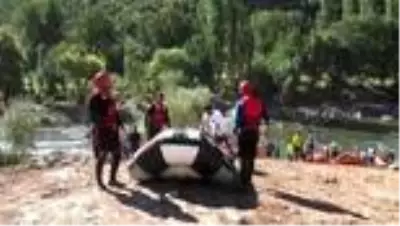 Beytüşşebap'taki rafting yarışması sona erdi (2) Beytüşşebap'taki rafting yarışması sona erdi (2)