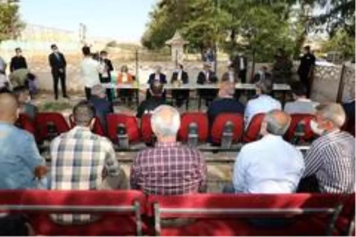 Elazığ il protokolü, Aksaray Mahallesi sakinleriyle bir araya geldi