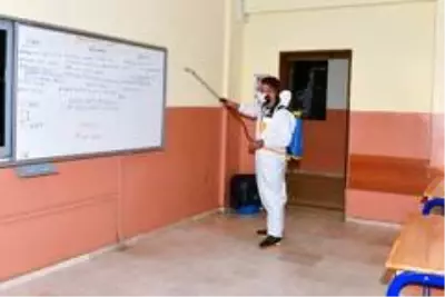 Esenyurt'ta okullar yeni eğitim dönemine hazır