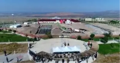 - Iğdır Üniversitesi kampüsünde 31 merkezi dersliğin temeli atıldı - Iğdır Üniversitesi kampüsünde 31 merkezi dersliğin temeli atıldı