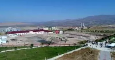 - Iğdır Üniversitesi kampüsünde 31 merkezi dersliğin temeli atıldı - Iğdır Üniversitesi kampüsünde 31 merkezi dersliğin temeli atıldı