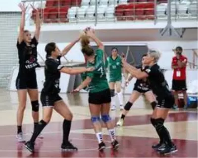 Kadınlar Hentbol Süper Ligi: Sivas Belediyespor: 22 - Kastamonu Belediyesi: 38 Kadınlar Hentbol Süper Ligi: Sivas Belediyespor: 22 - Kastamonu Belediyesi: 38