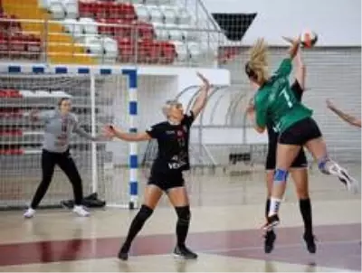 Kadınlar Hentbol Süper Ligi: Sivas Belediyespor: 22 - Kastamonu Belediyesi: 38 Kadınlar Hentbol Süper Ligi: Sivas Belediyespor: 22 - Kastamonu Belediyesi: 38