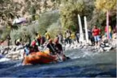 Beytüşşebap'taki rafting yarışması sona erdi (2) Beytüşşebap'taki rafting yarışması sona erdi (2)