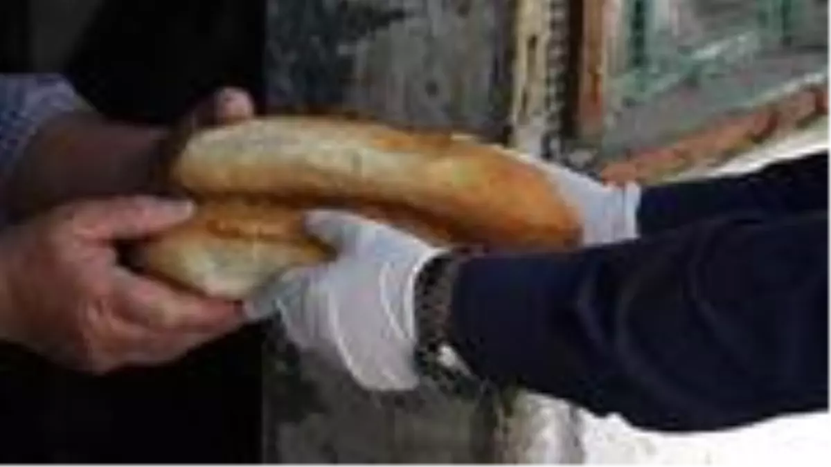 Dört kişilik bir ailenin açlık ve yoksulluk sınırı 'Asgari ücretlinin vay haline' dedirtiyor