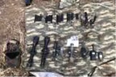 Irak'ın kuzeyinde terör örgütü PKK'ya ait silah ve mühimmat ele geçirildi Irak'ın kuzeyinde terör örgütü PKK'ya ait silah ve mühimmat ele geçirildi