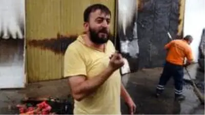 Çocukların pazarda çıkarttığı yangın korkuttu