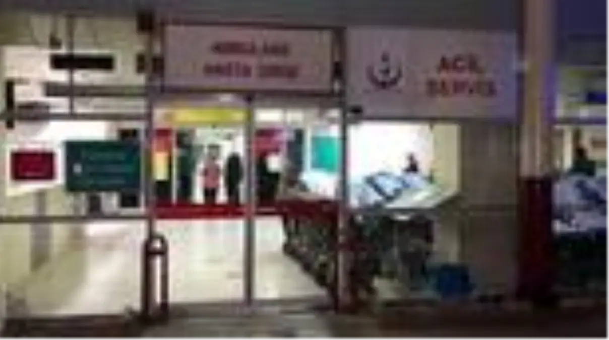 Sahte içkiden zehirlendikleri şüphesiyle hastaneye başvuranlardan 4'ü hayatını kaybetti