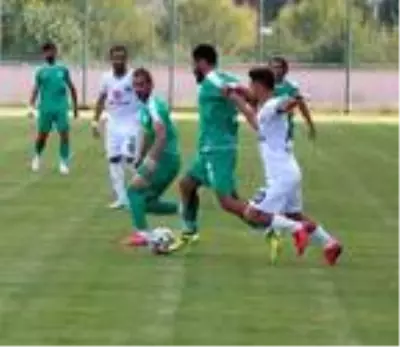 TFF 2. Lig: Sivas Belediyespor: 0 Serik Belediyespor: 0