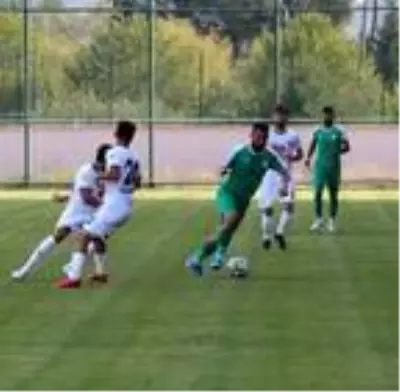 TFF 2. Lig: Sivas Belediyespor: 0 Serik Belediyespor: 0