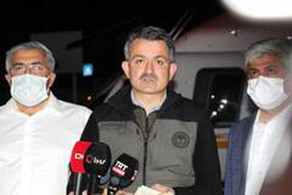 Tarım ve Orman Bakanı Pakdemirli: 'Hatay yangını kontrol altına alındı'