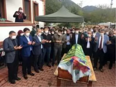 TBMM Adalet Komisyonu Başkanı Tunç'un acı günü TBMM Adalet Komisyonu Başkanı Tunç'un acı günü