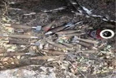Irak'ın kuzeyinde terör örgütü PKK'ya ait silah ve mühimmat ele geçirildi Irak'ın kuzeyinde terör örgütü PKK'ya ait silah ve mühimmat ele geçirildi