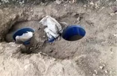 Irak'ın kuzeyinde terör örgütü PKK'ya ait silah ve mühimmat ele geçirildi Irak'ın kuzeyinde terör örgütü PKK'ya ait silah ve mühimmat ele geçirildi