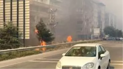 Yanan yer tekrar alevlendi, bir evde tüp patladı Yanan yer tekrar alevlendi, bir evde tüp patladı