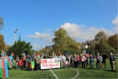 Zonguldak'tan Azerbaycan'a destek konvoyu Zonguldak'tan Azerbaycan'a destek konvoyu