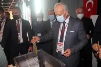Abdullah Karapıçak güven tazeledi Abdullah Karapıçak güven tazeledi