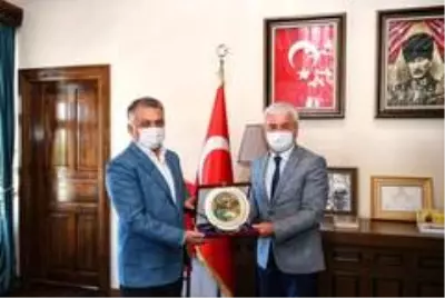 Antalya Valisi Ersin Yazıcı : Allah'a şükür Antalya'daki hasta sayısı düşüşe geçti