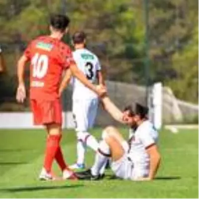 Beşiktaş, özel maçta Fatih Karagümrük'ü 5 - 2 yendi Beşiktaş, özel maçta Fatih Karagümrük'ü 5 - 2 yendi